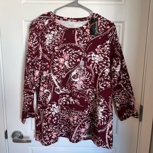 NWT! Kim Rogers basic tee